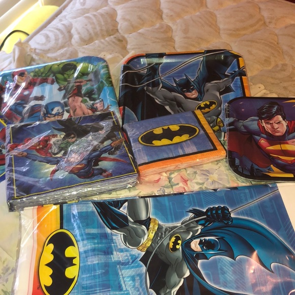 Super Hero Party supplies - Picture 1 of 5